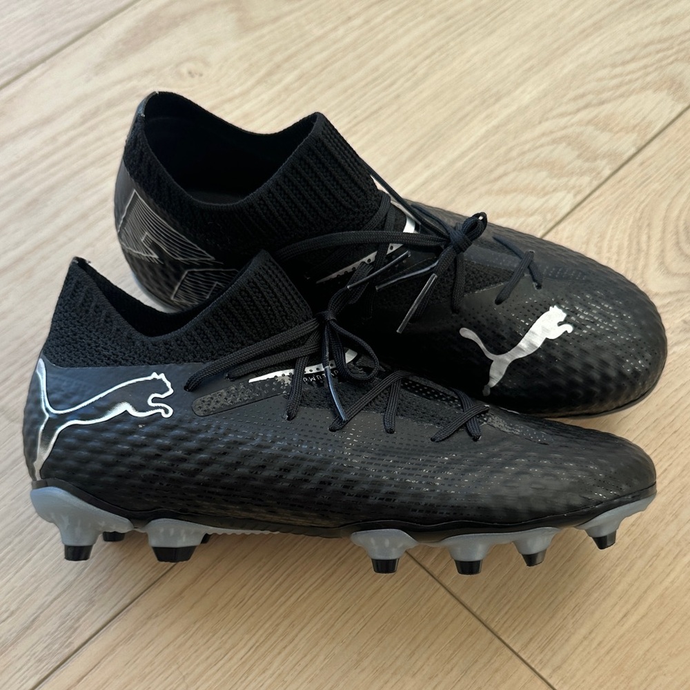Puma Black and White Soccer Cleats